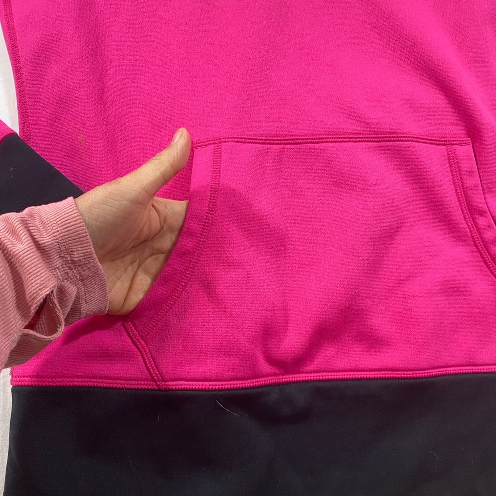 Nike Therma Fit Hoodie Sweatshirt Woman’s Médium pink black fleece hooded pocket - Picture 11 of 11